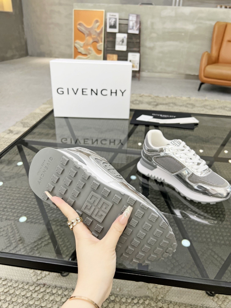 Givenchy Sneakers